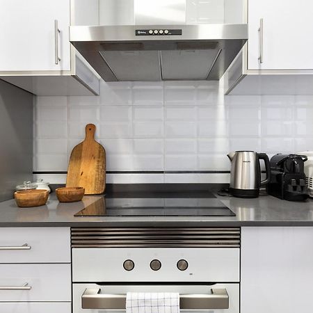 Wow Apartments By Olala Homes L'Hospitalet de Llobregat Bagian luar foto