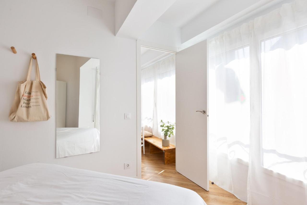 Wow Apartments By Olala Homes L'Hospitalet de Llobregat Bagian luar foto
